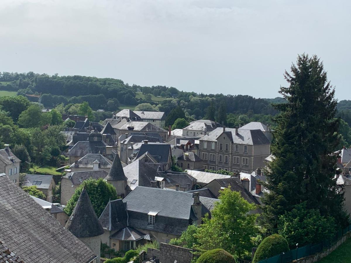 Апартаменты Treignac Tourelles Экстерьер фото